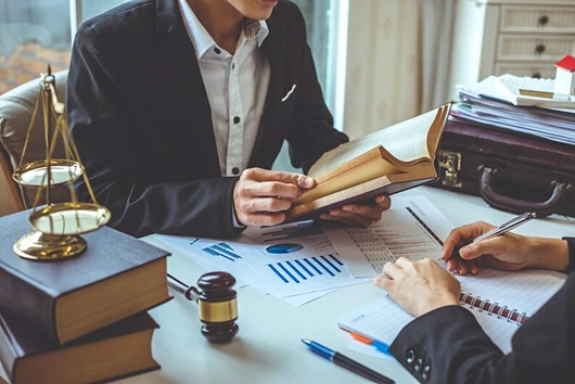 Service Financial Law2